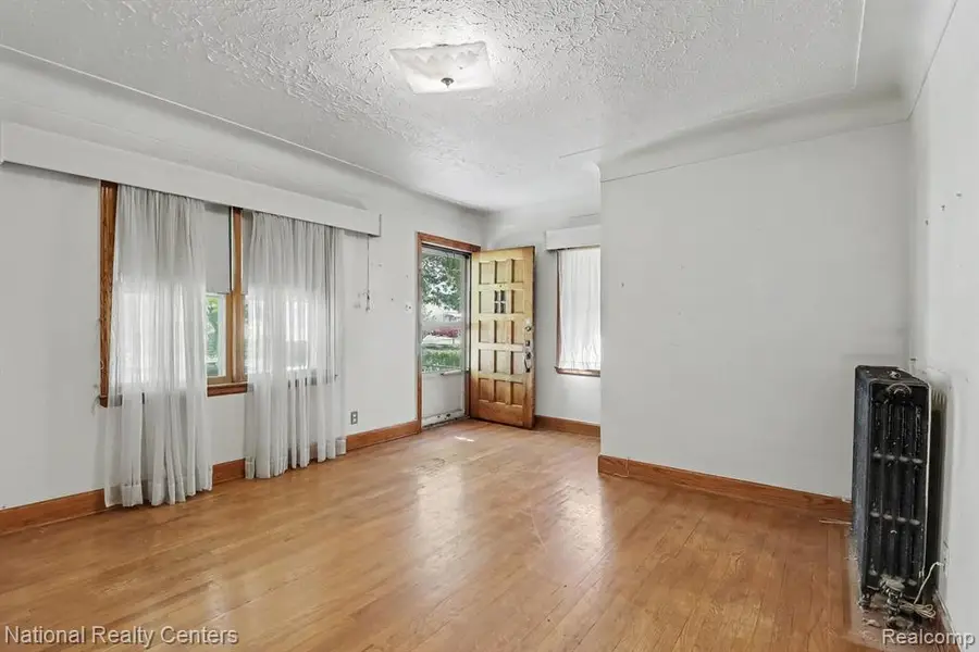5797 Artesian, Detroit, MI 48228 - #3