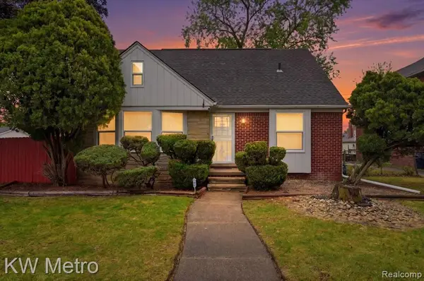 15376 Gilchrist, Detroit, MI 48227