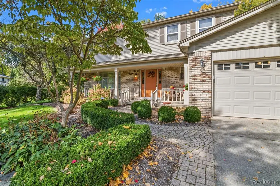 3196 Baypoint, Rochester Hills, MI 48309 - #3