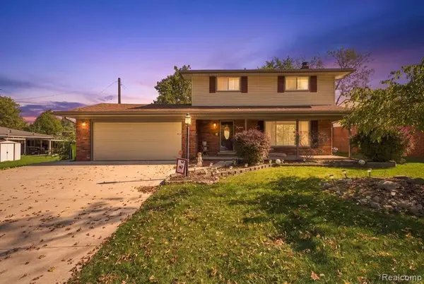 607 Ashburnham, Auburn Hills, MI 48326