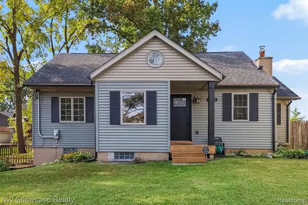 9345 Buckingham, White Lake, MI 48386