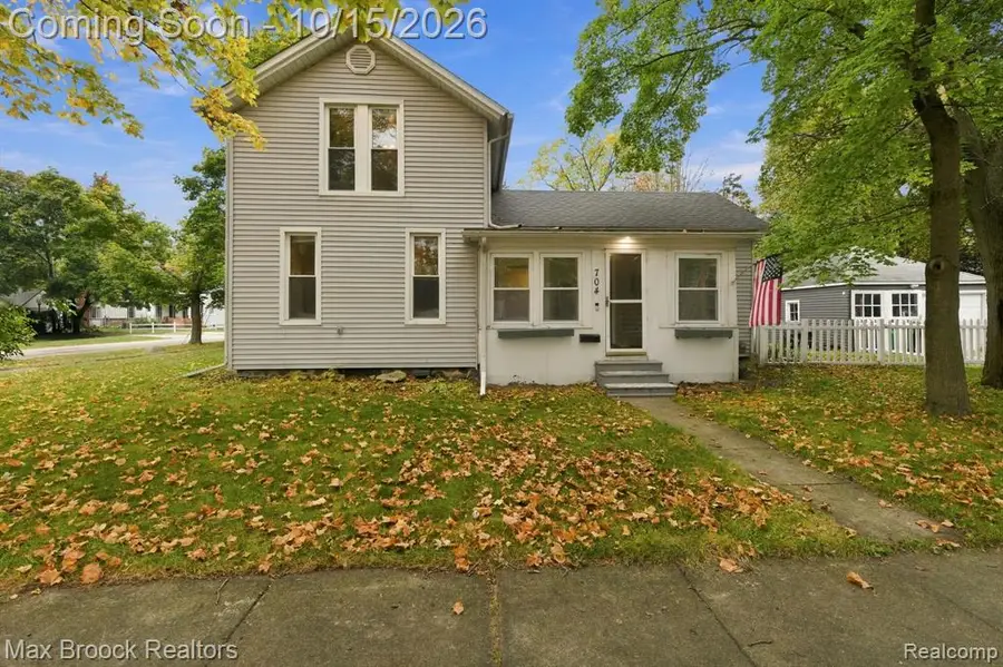 704 E Washington, Howell, MI 48843 - #2
