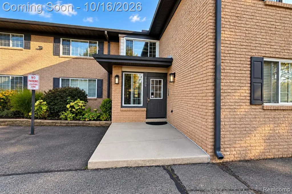 2309 Walton #38, Rochester Hills, MI 48309 - #1