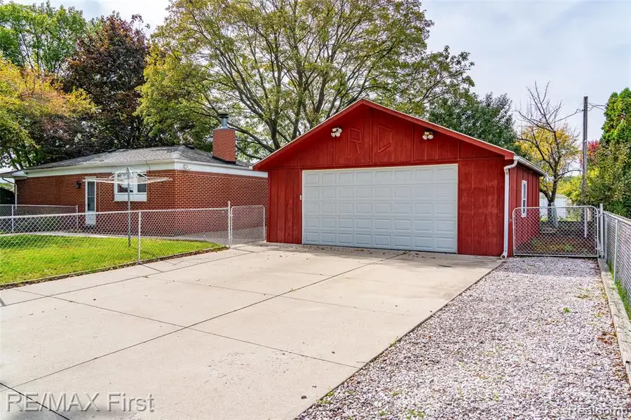 12229 Chevelle, Sterling Heights, MI 48312 - #3