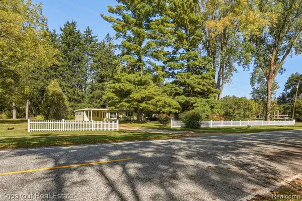5195 S Washington, Saginaw, MI 48601