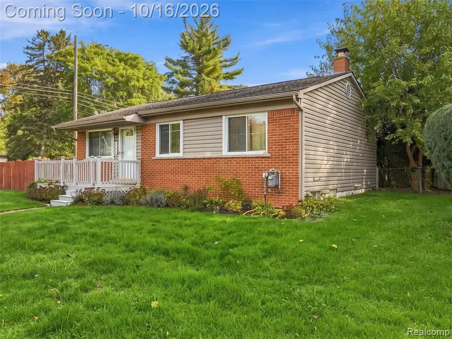 18550 Foch, Livonia, MI 48152 - #2