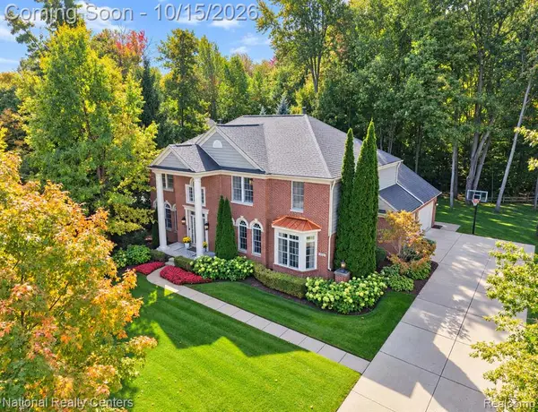 48155 Roundstone, Canton, MI 48187