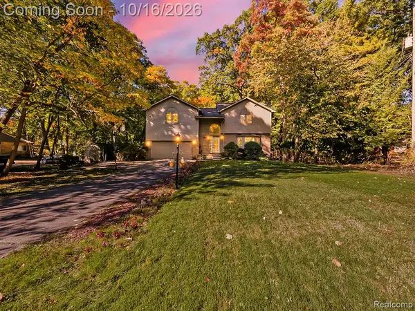 23605 Beech, Southfield, MI 48033
