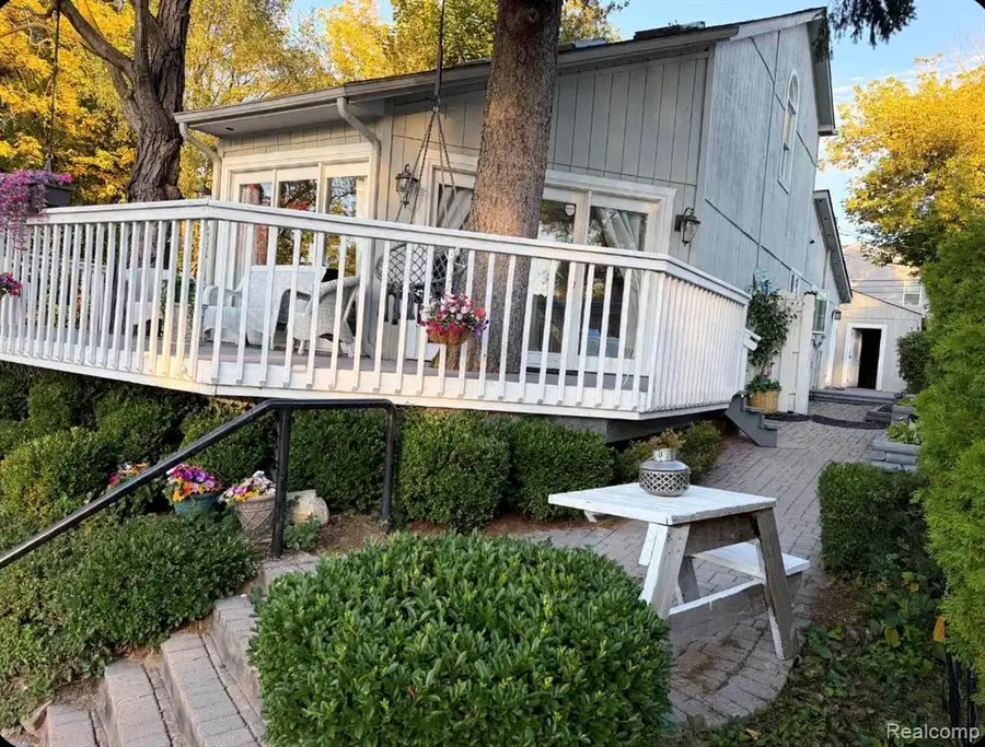 2295 Austin, Novi, MI 48377 - #3