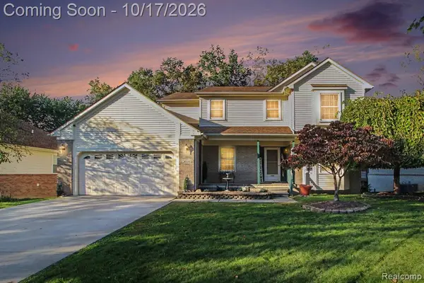 30128 Apple Grove, Flat Rock, MI 48134