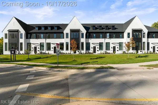 605 E Flint, Lake Orion, MI 48362