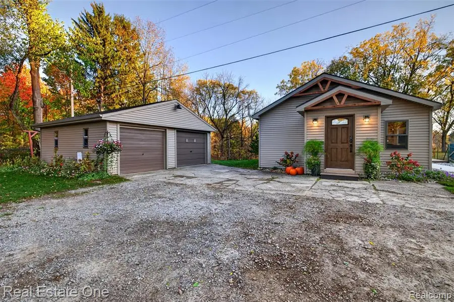 12202 E Bristol, Davison, MI 48423 - #2