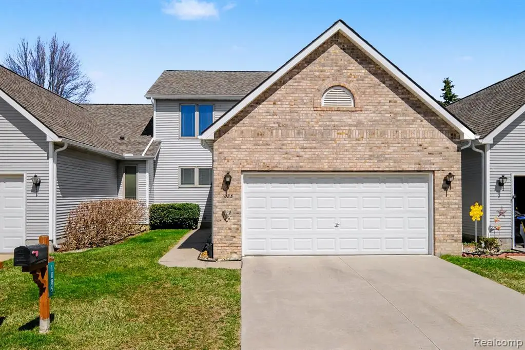 1085 Linda Dr, Davison, MI 48423 - #1