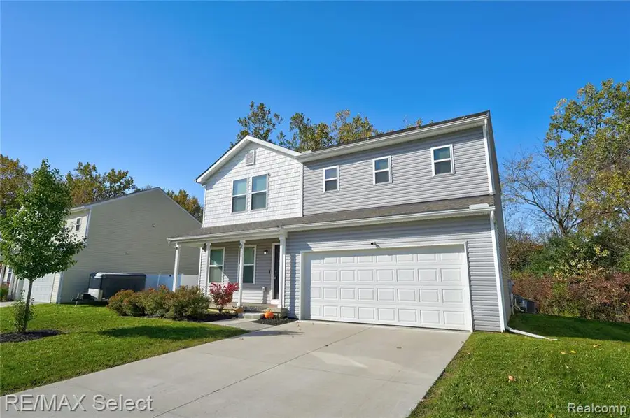 2288 Hunter, Burton, MI 48519 - #3