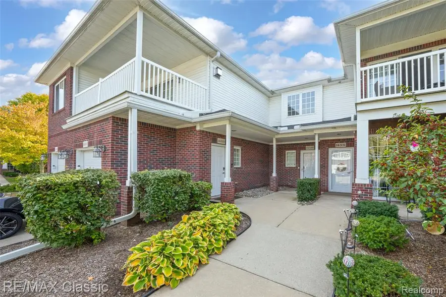 14335 Moravian Manor, Sterling Heights, MI 48312 - #2