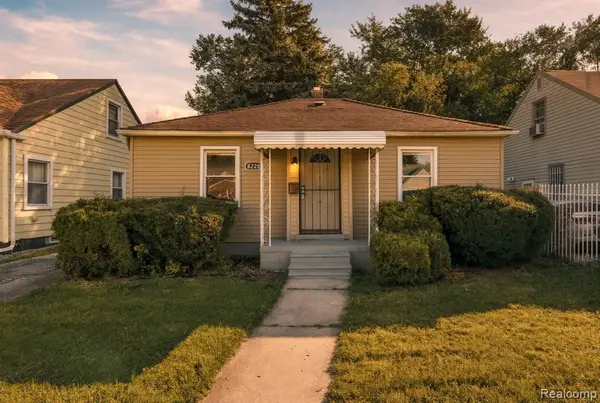 8220 Robson, Detroit, MI 48228