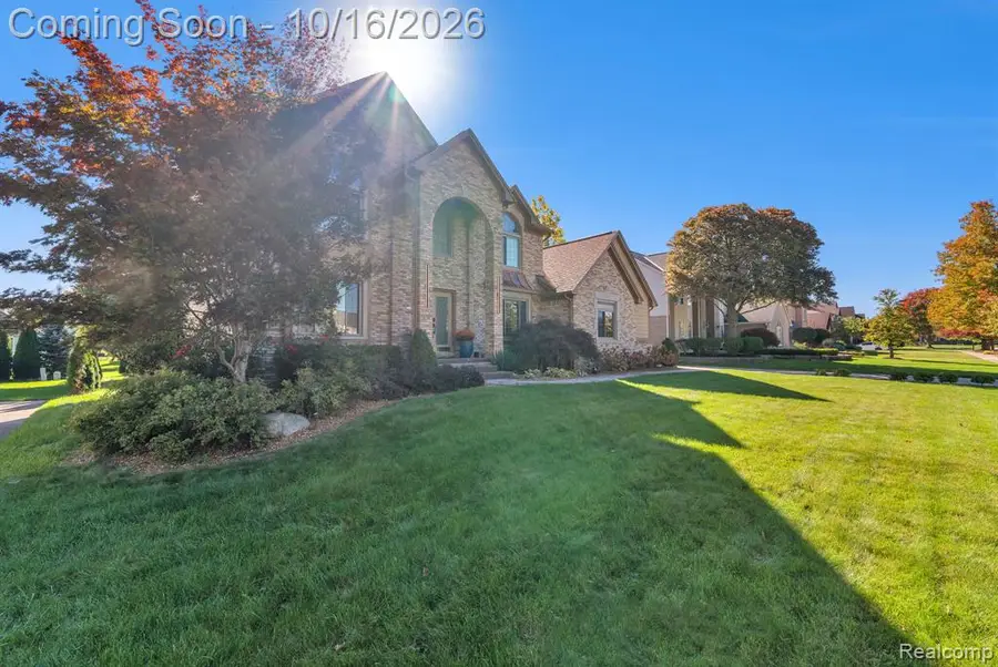 36959 Clarita, Livonia, MI 48152 - #2