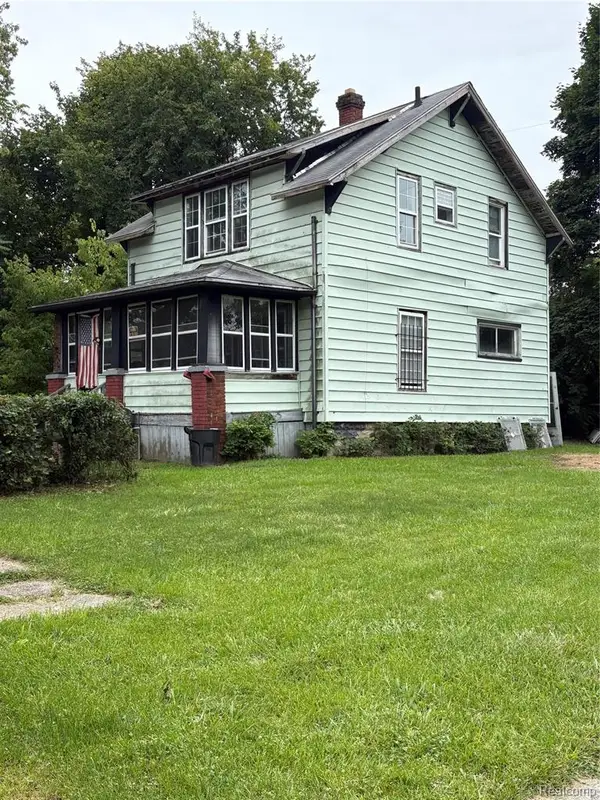 123 White, Flint, MI 48505