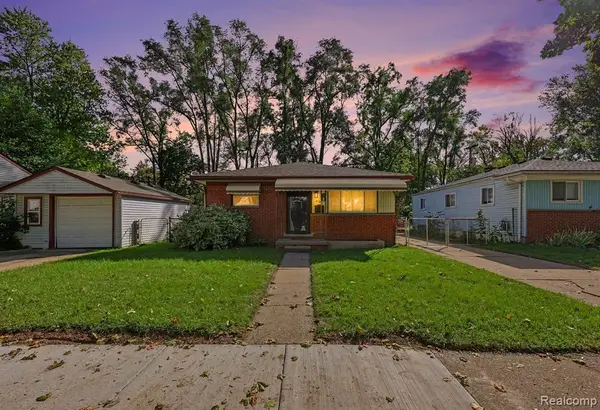 403 W George, Hazel Park, MI 48030