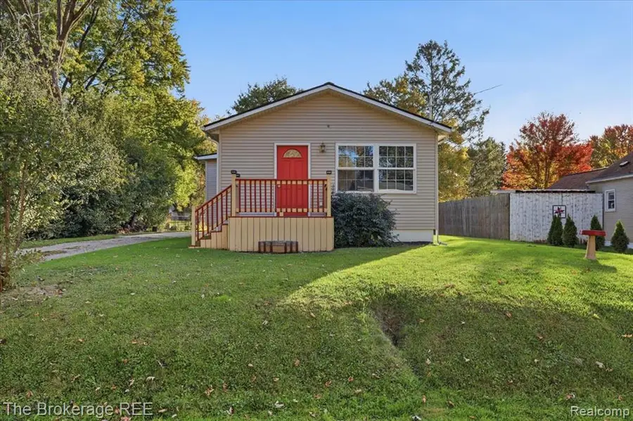 206 Aloha, Davison, MI 48423 - #2