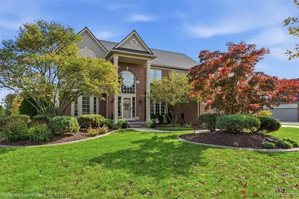 12056 E Hills, Plymouth, MI 48170