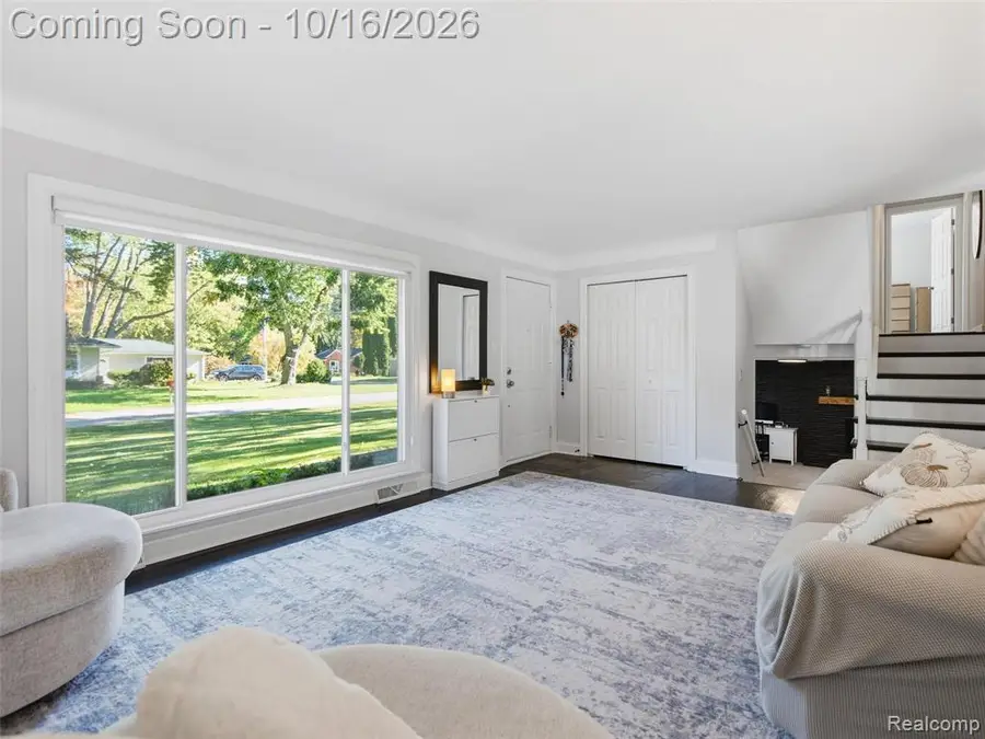 2801 Ironton, Waterford, MI 48329 - #2