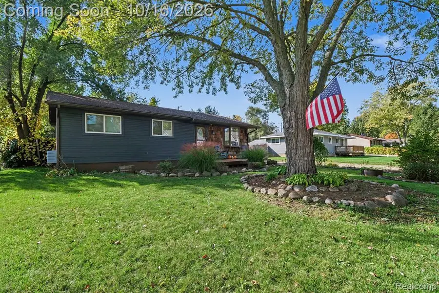 6621 Doyon, Waterford, MI 48327 - #3