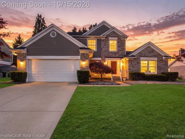 22704 Foxmoor, Novi, MI 48374