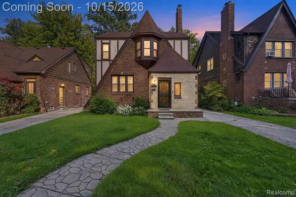5750 Yorkshire, Detroit, MI 48224