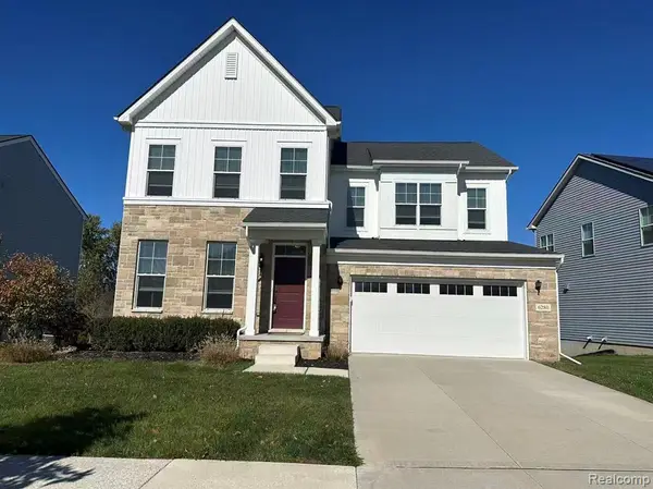 6280 N Trailwoods, Ann Arbor, MI 48103