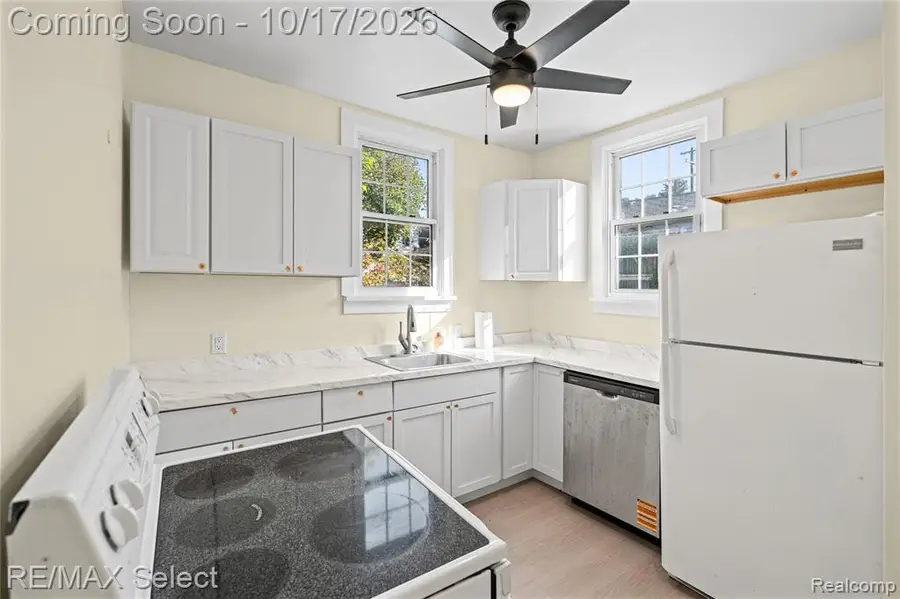 1913 E 2nd, Flint, MI 48503 - #3