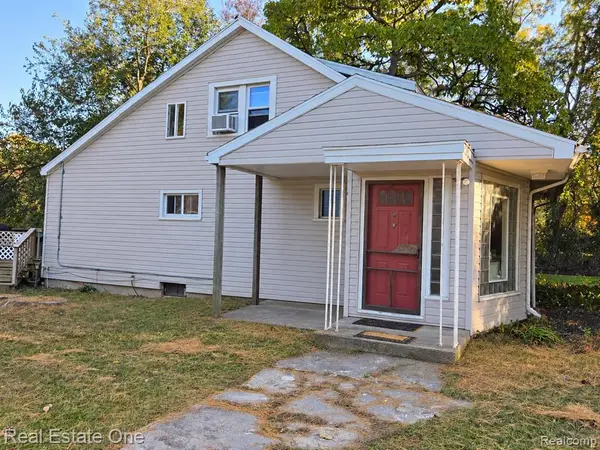 2545 Massena, Commerce Twp, MI 48382