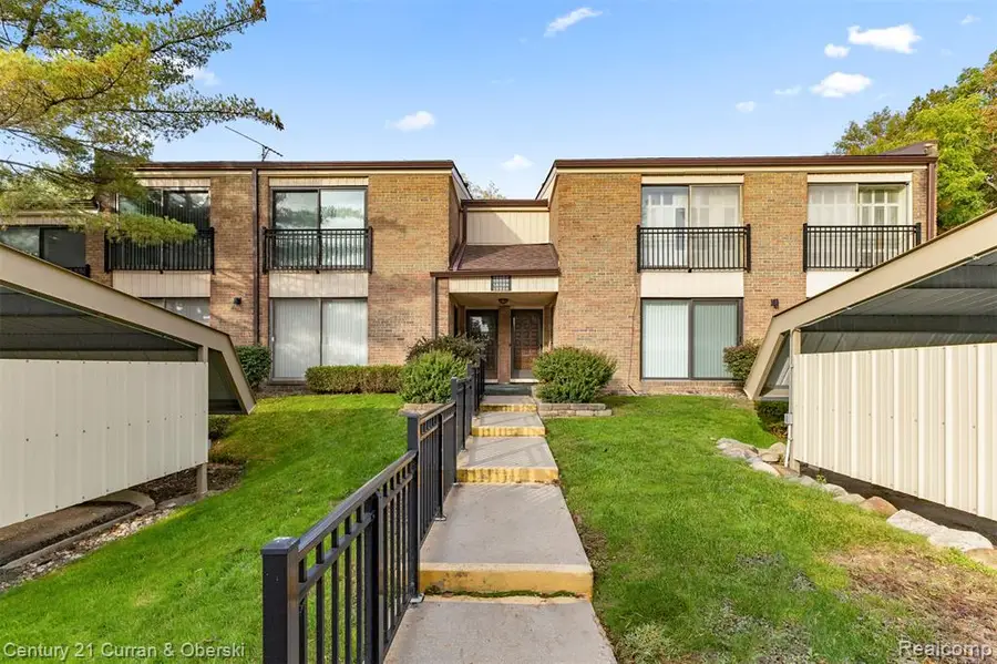 18326 University Park, Livonia, MI 48152 - #2