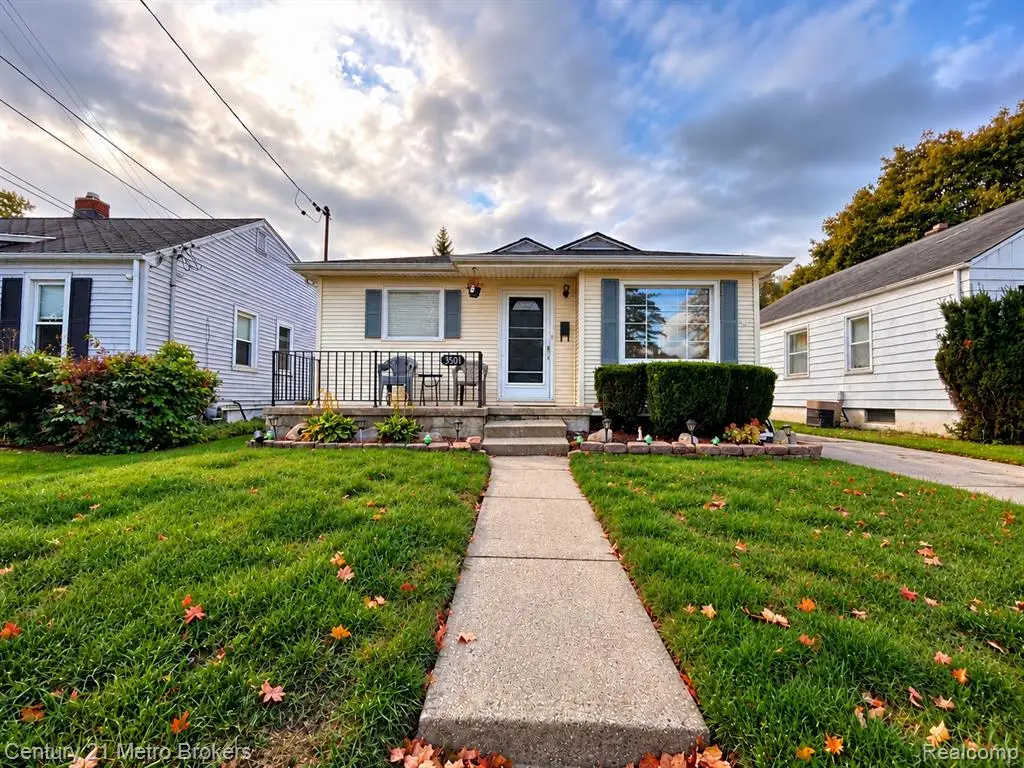 3501 Clairmont, Flint, MI 48503 - #1