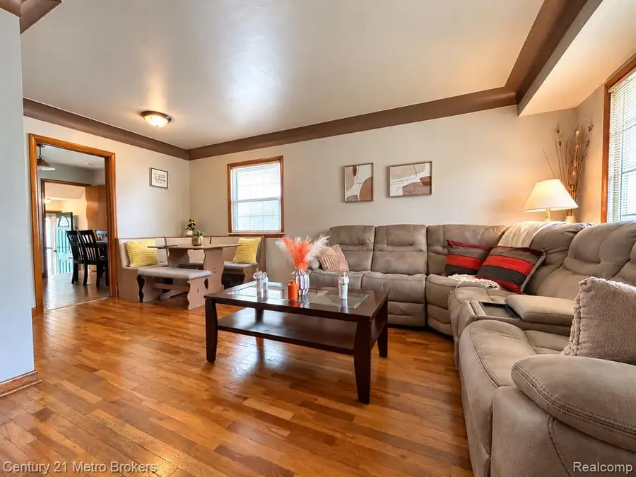 3501 Clairmont, Flint, MI 48503 - #3