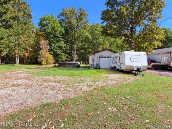 192 Pickford, Kimball, MI 48074