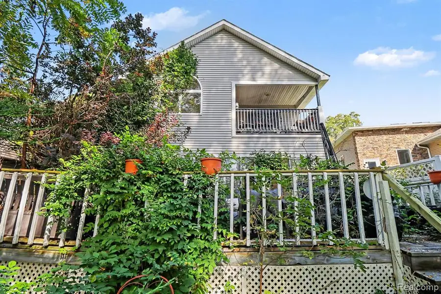 9789 Norman, Clarkston, MI 48348 - #2