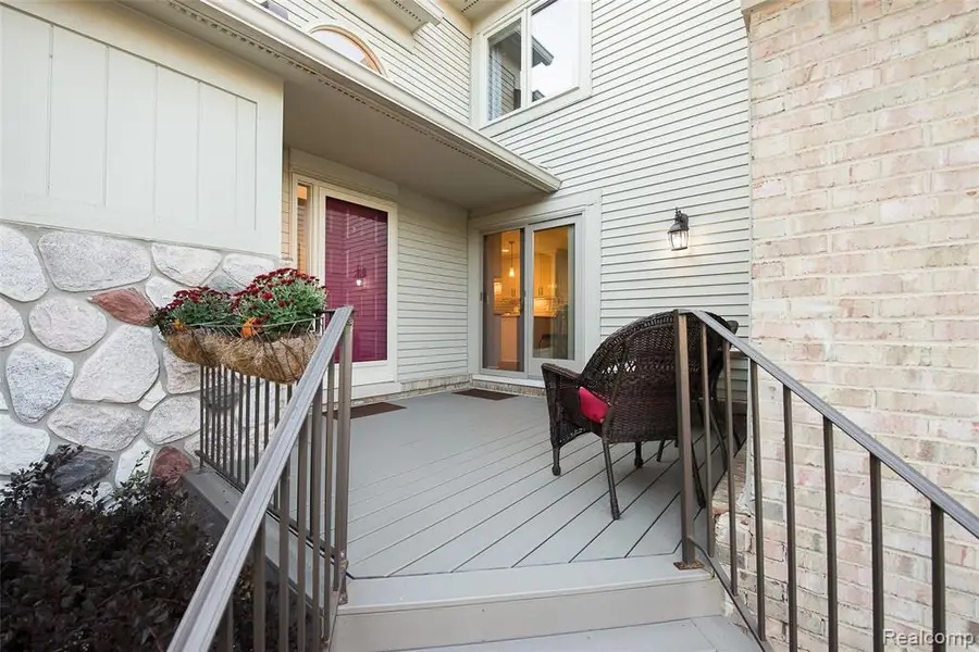 327 Saint Lawrence, Northville, MI 48168 - #3