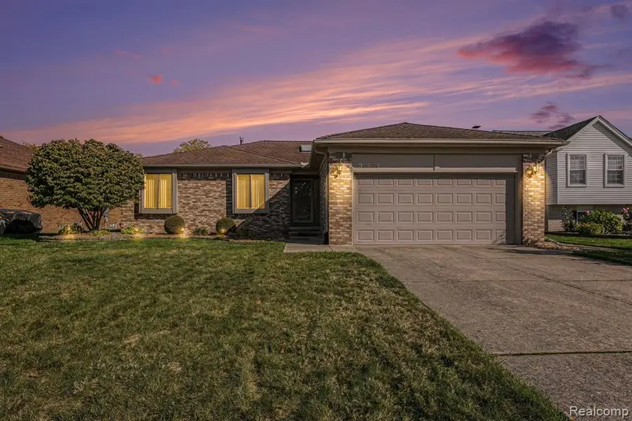 35662 Buxton, Sterling Heights, MI 48310 - #2