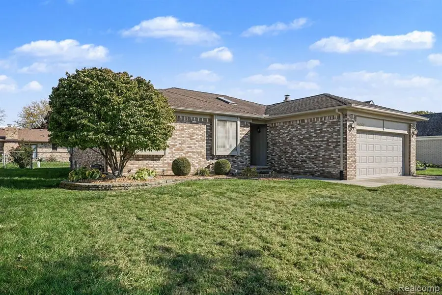 35662 Buxton, Sterling Heights, MI 48310 - #3