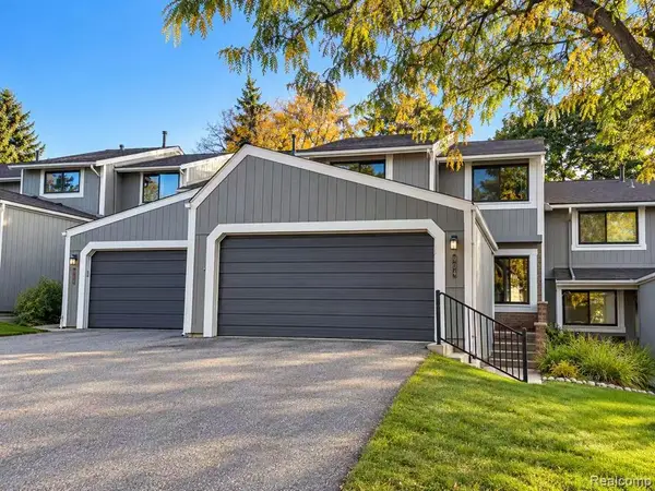 904 Williamsburg #904 Williamsburg ct, Northville, MI 48167