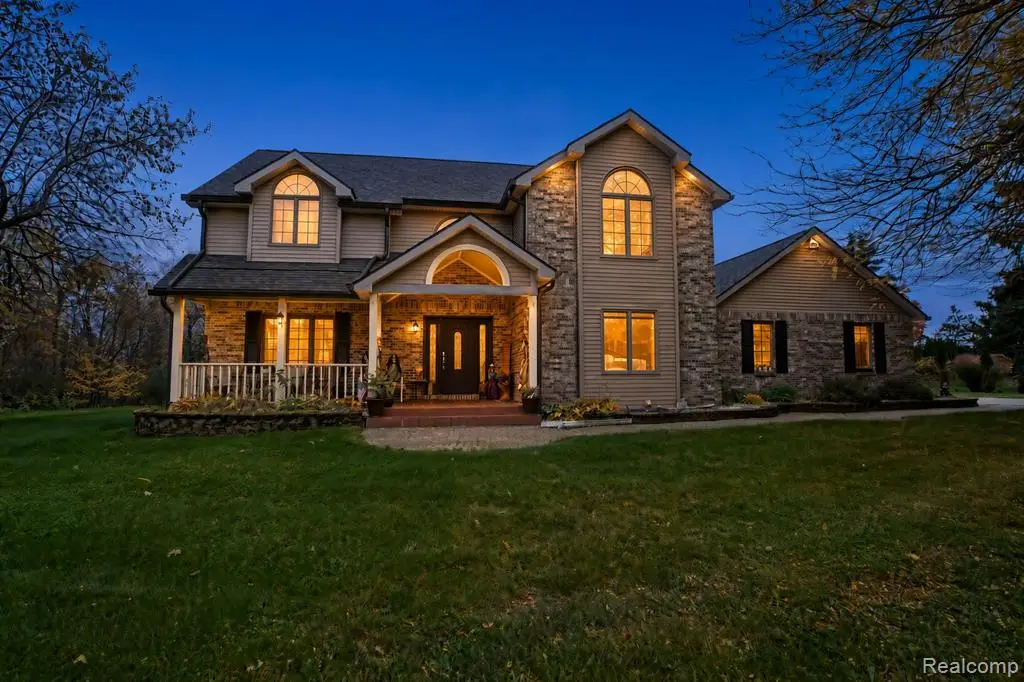 2118 E Baldwin, Grand Blanc, MI 48439 - #1