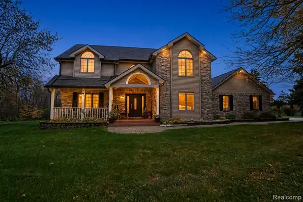 2118 E Baldwin, Grand Blanc, MI 48439
