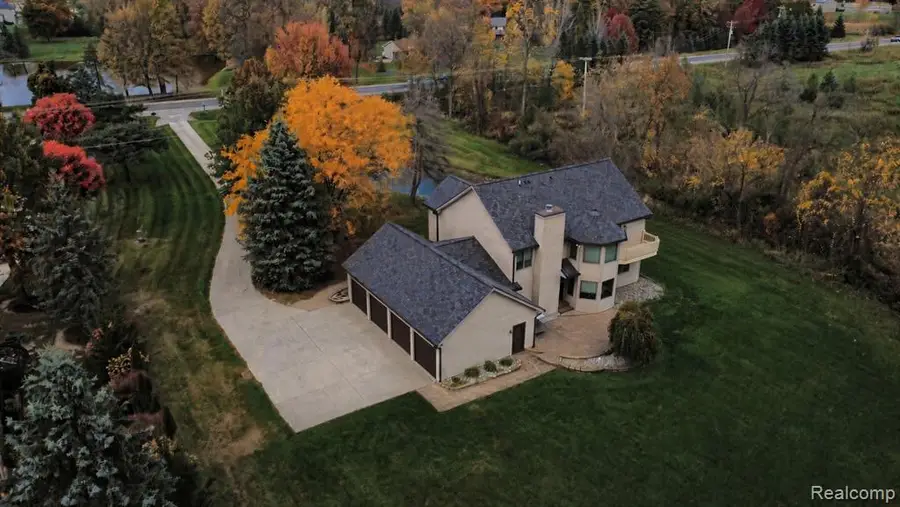 2118 E Baldwin, Grand Blanc, MI 48439 - #3