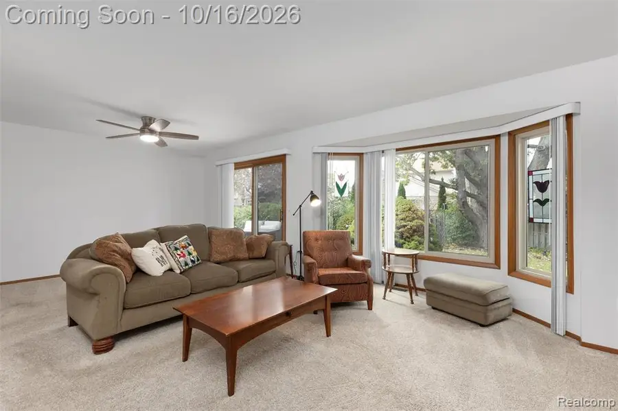 40727 Kraft, Sterling Heights, MI 48310 - #3
