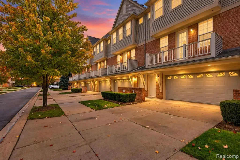 56642 Sunset, Shelby, MI 48316 - #1