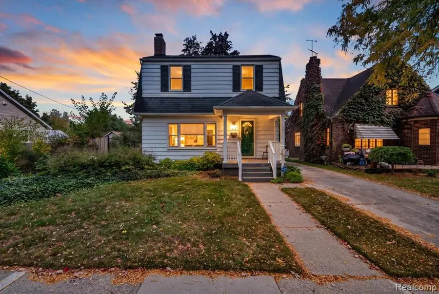 30 Ogemaw, Pontiac, MI 48341 - #2