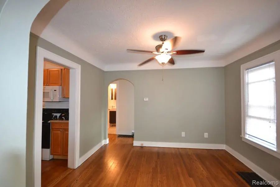 400 E Cambourne, Ferndale, MI 48220 - #2