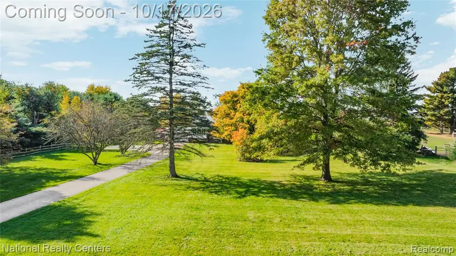 27455 S Hill, New Hudson, MI 48165 - #3