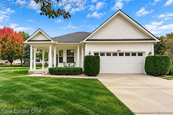3827 Springwood, Auburn Hills, MI 48326